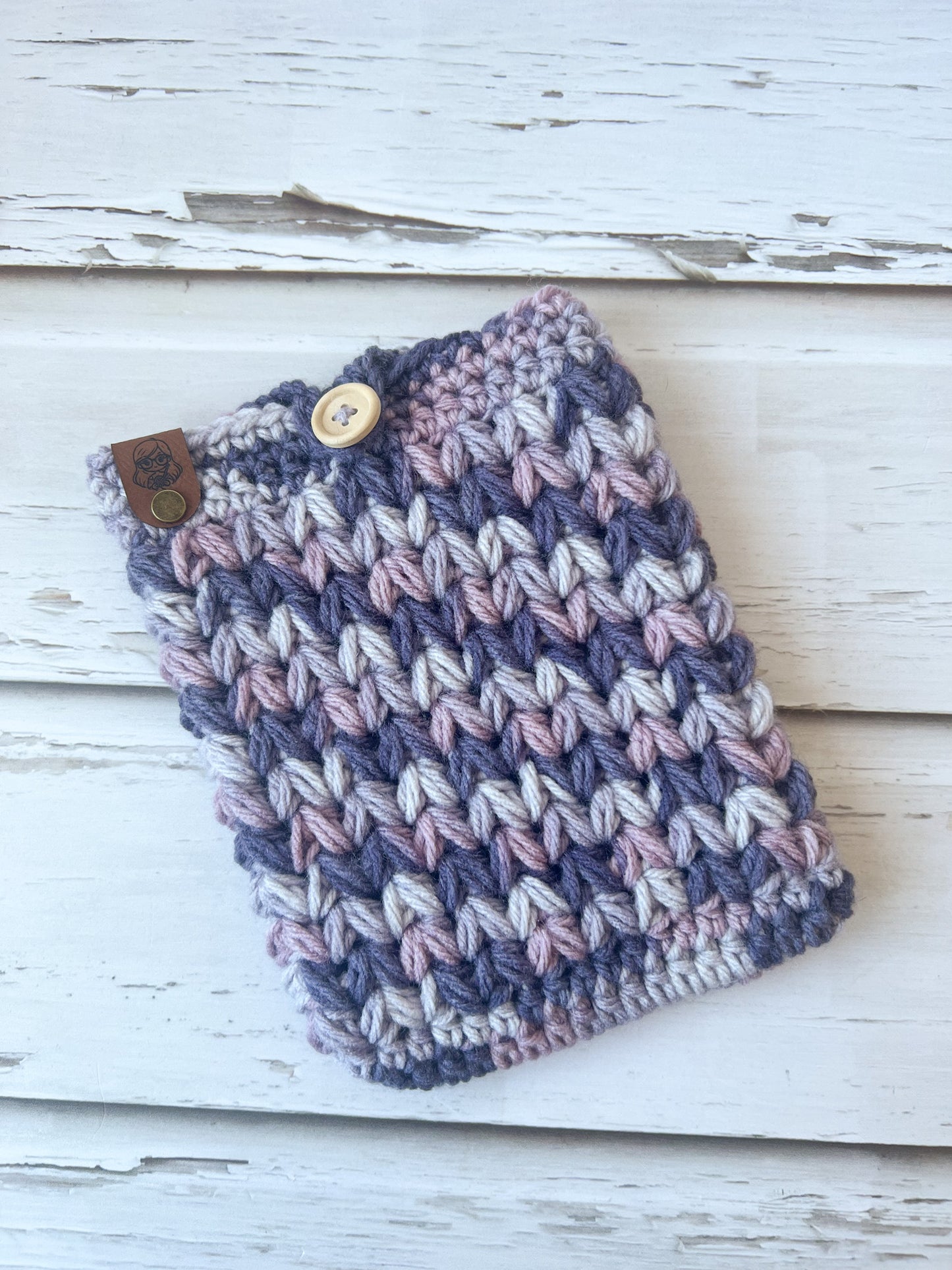 Handmade Crochet Large E-Reader/Book Sleever 7x9 – Gift for Book Lovers