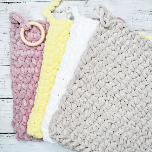 Large Snuggle Square image 0