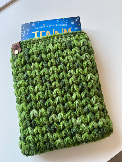 Handmade Crochet E-Reader Sleeve 6 x 8